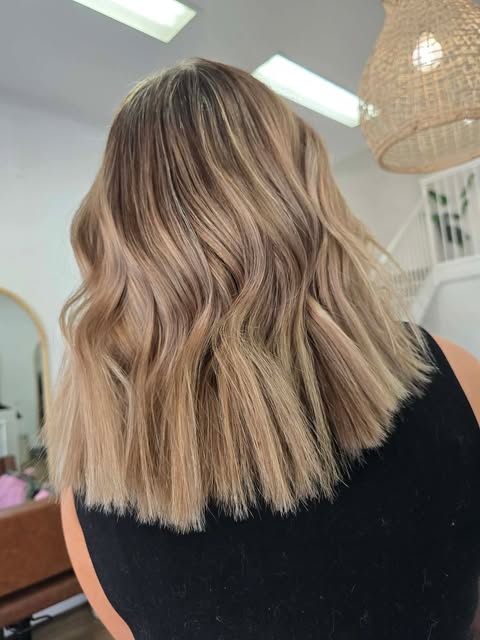 Lived-in blonde
